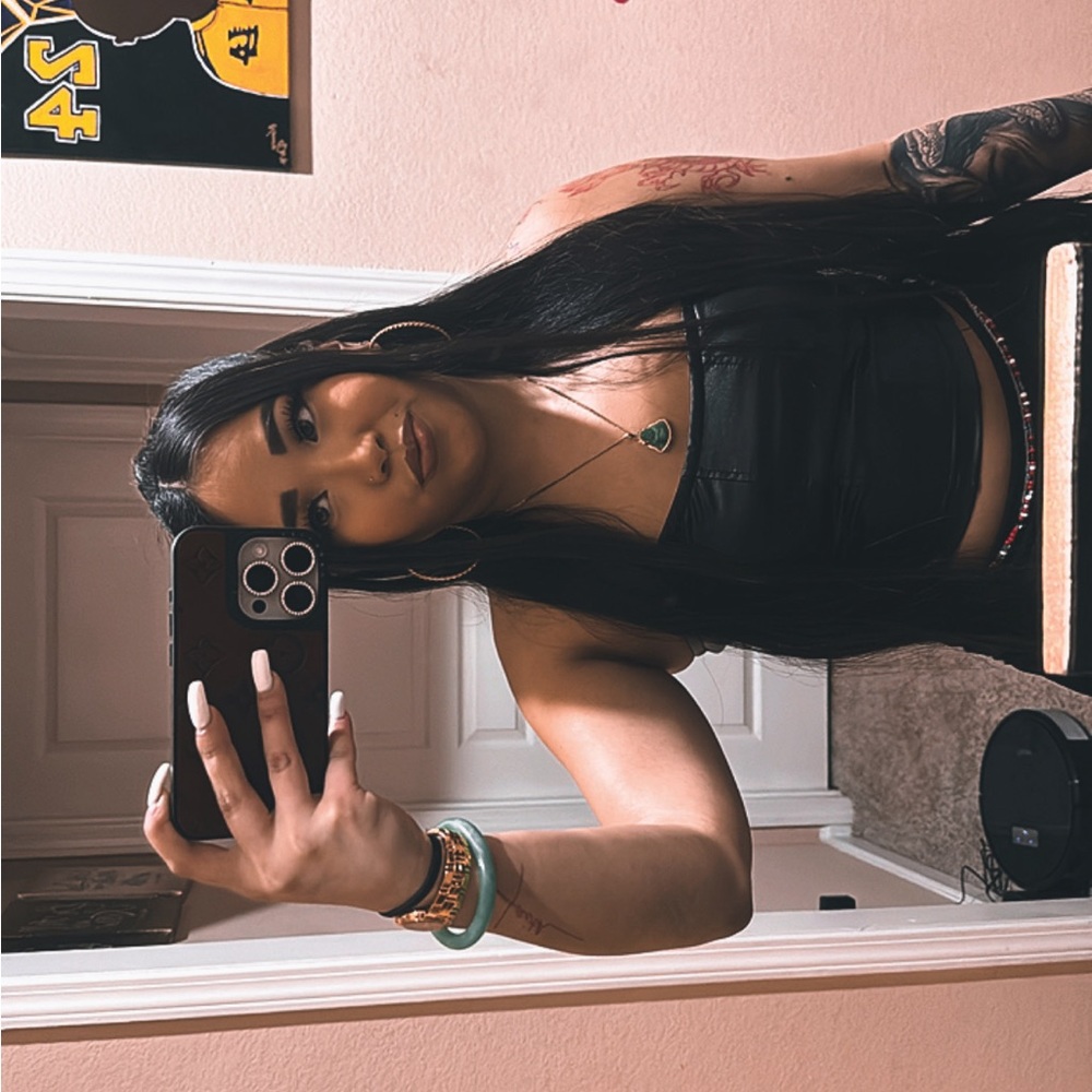 Meet your Posher, Nancy